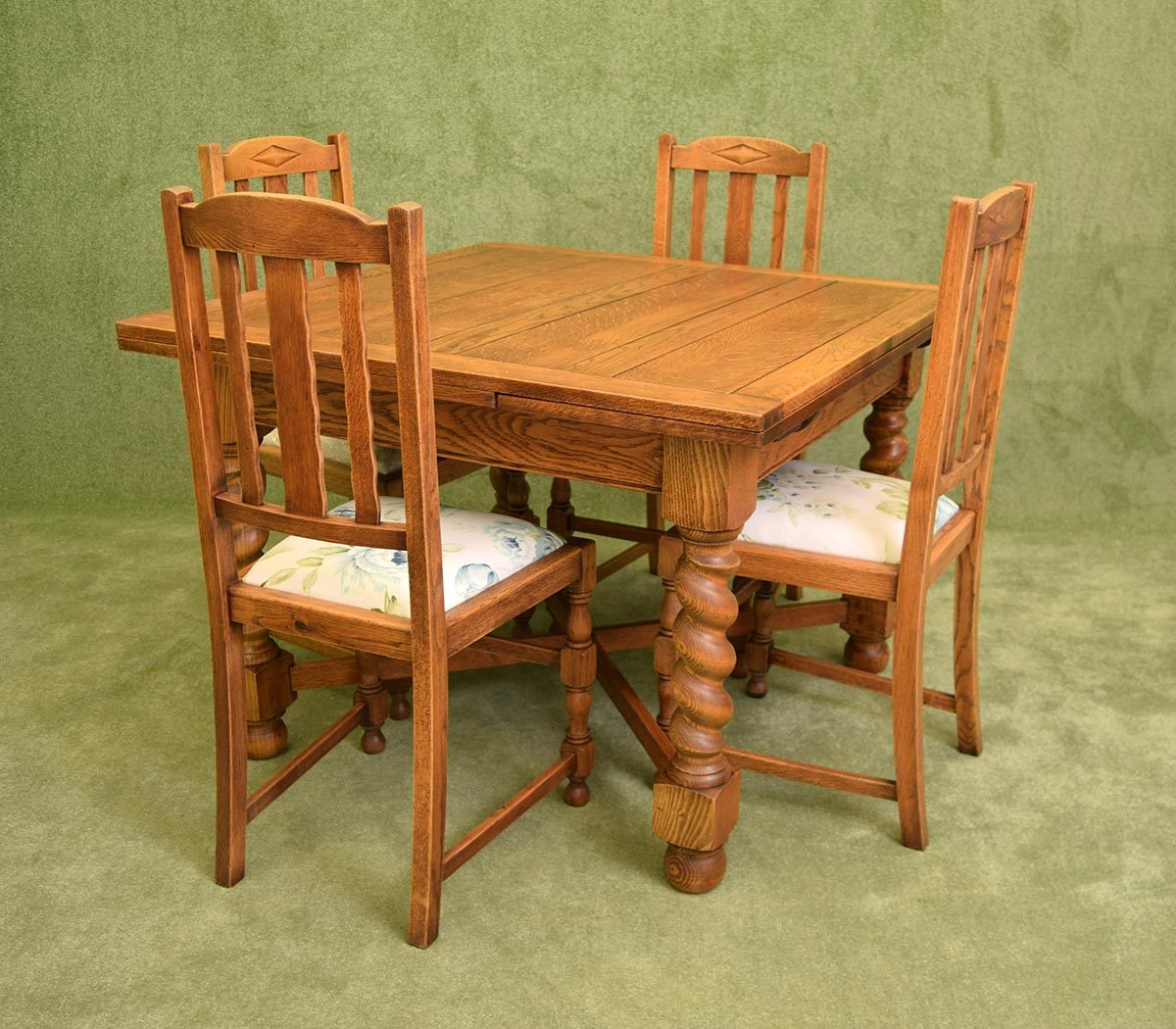 Vintage Oak Draw-Leaf Table & 6 Chairs