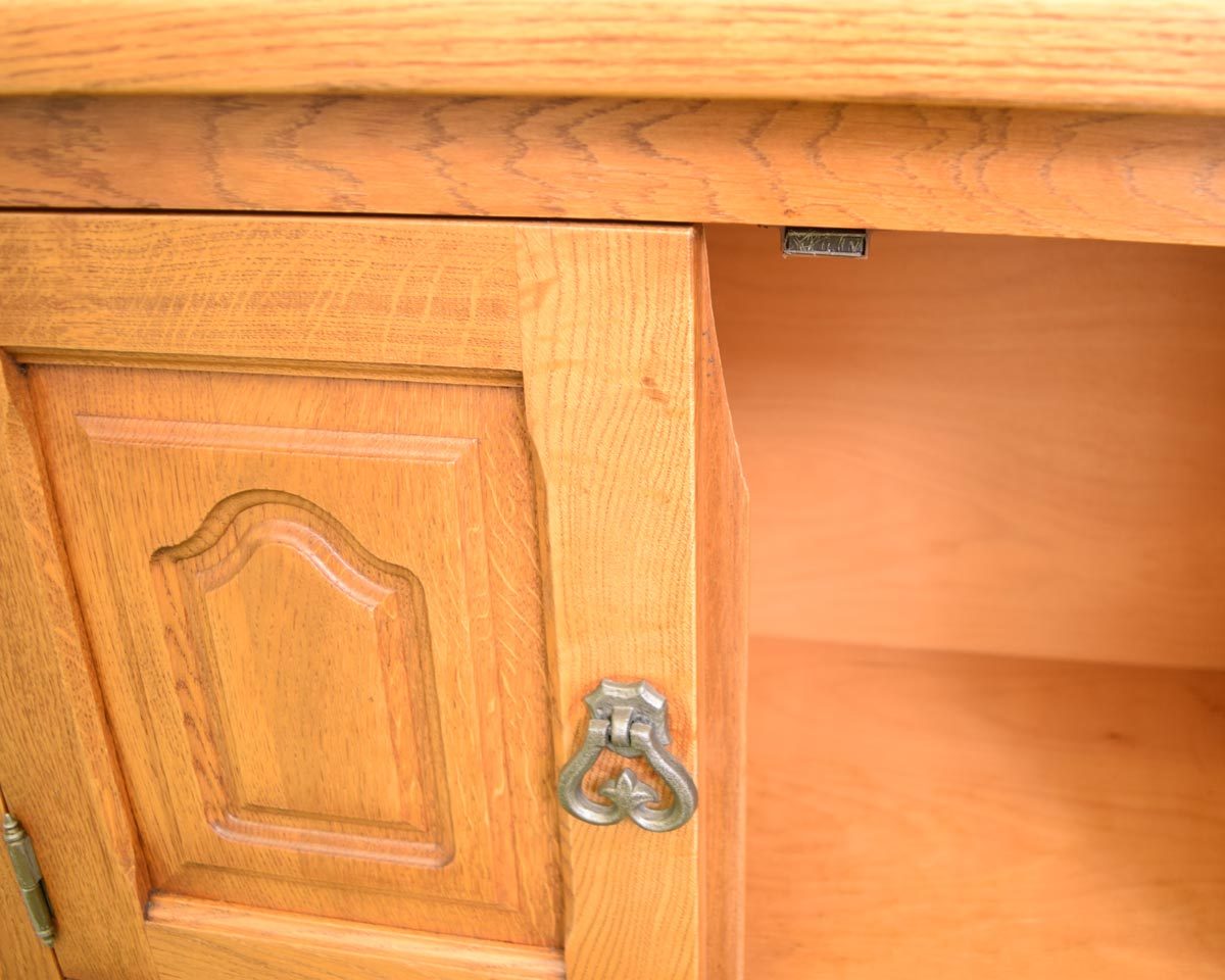 Oak TV Cabinet