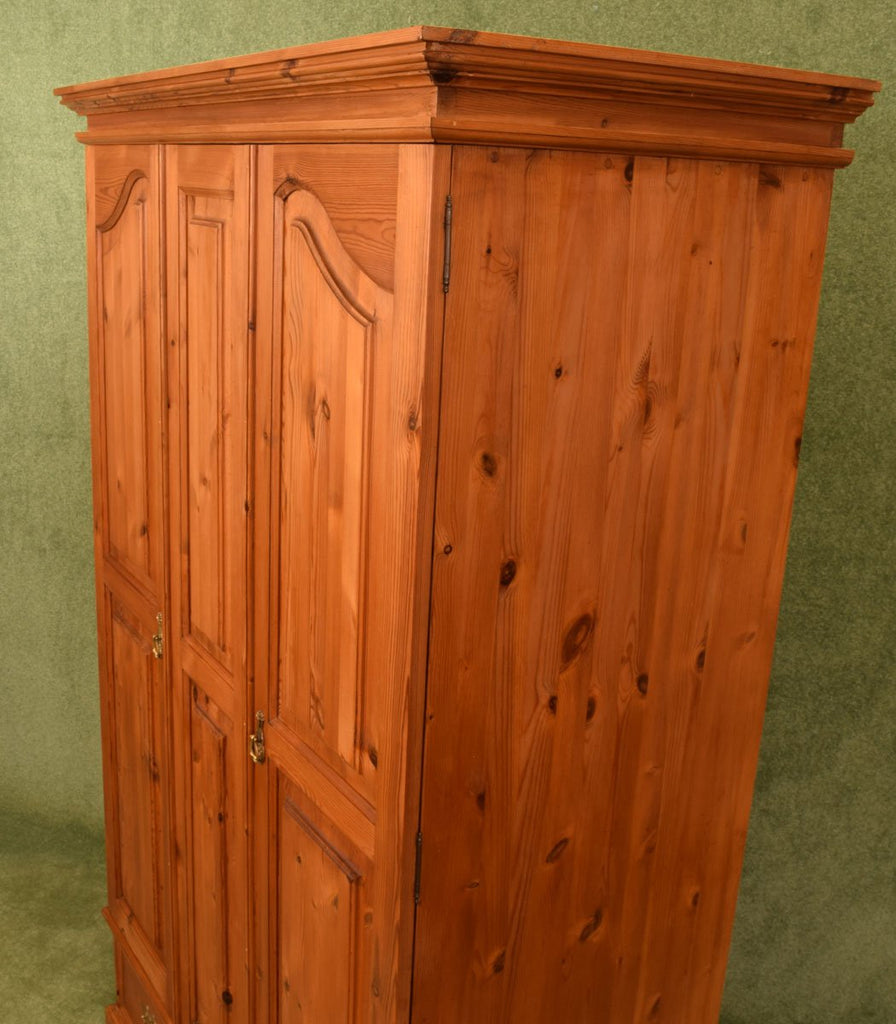 Restored Pine Triple Robe