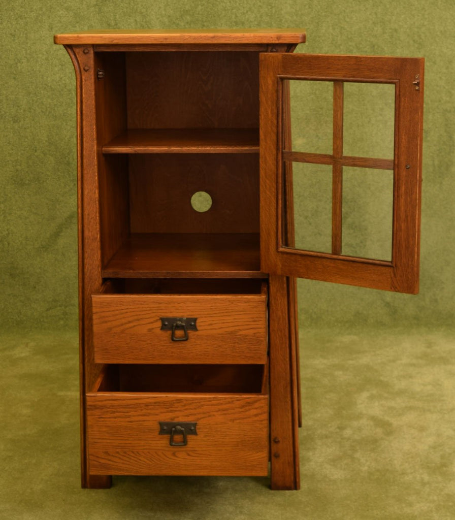 Small Oak Cabinet