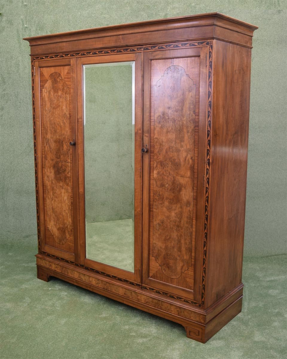 Edwardian Mahogany & Burr Walnut Wardrobe