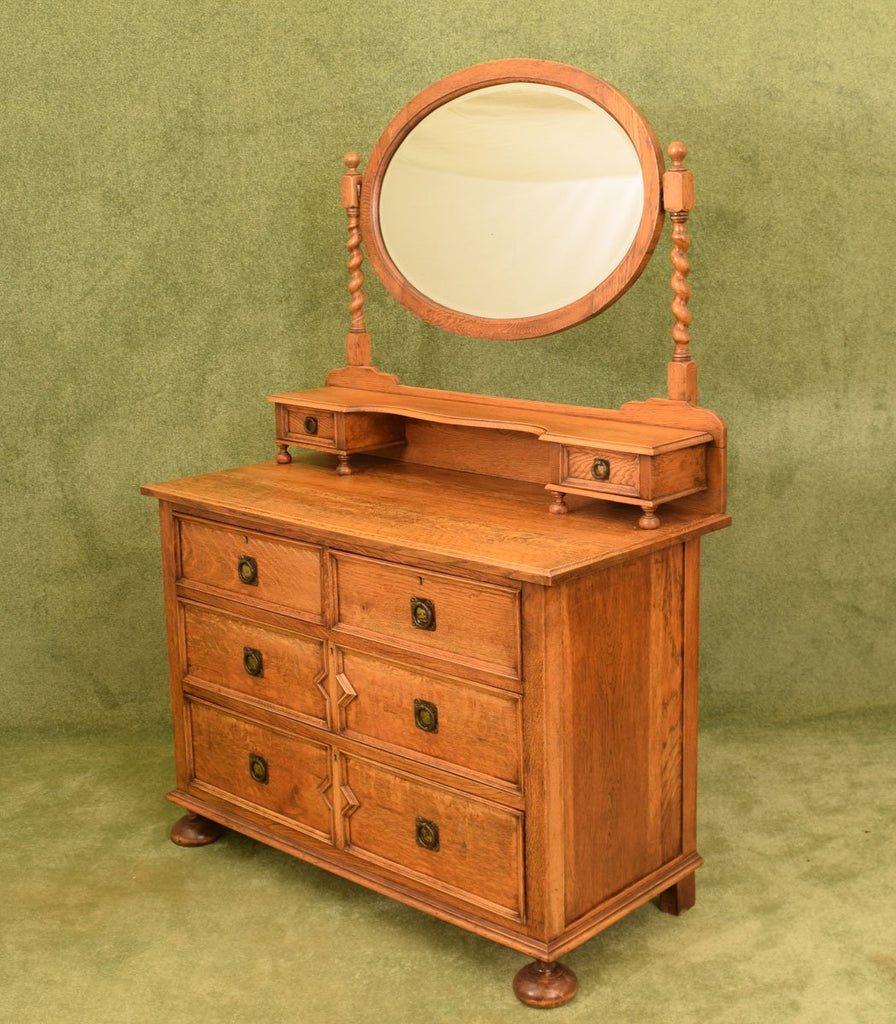 Vintage Oak Bedroom Suite