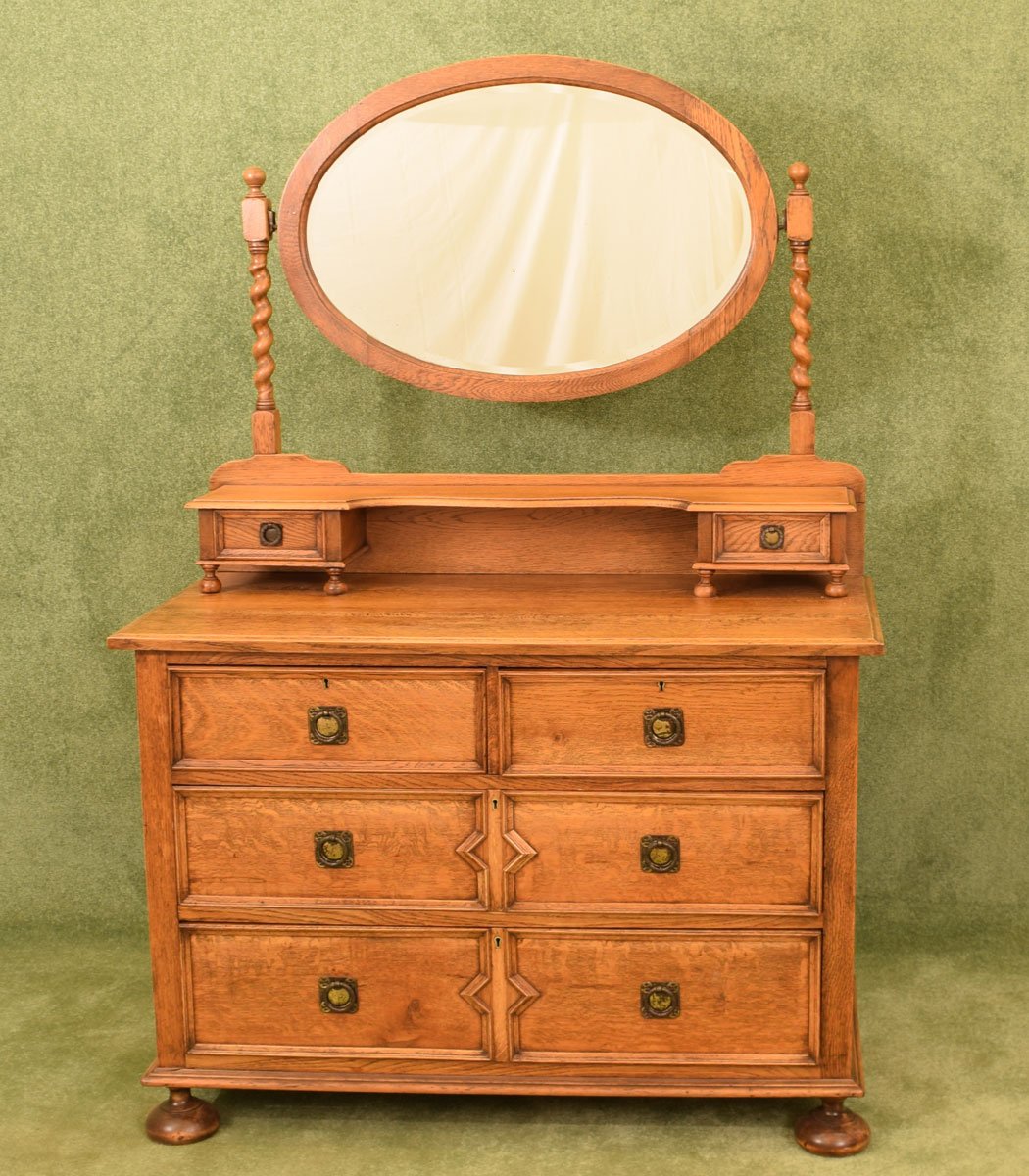 Vintage Oak Bedroom Suite