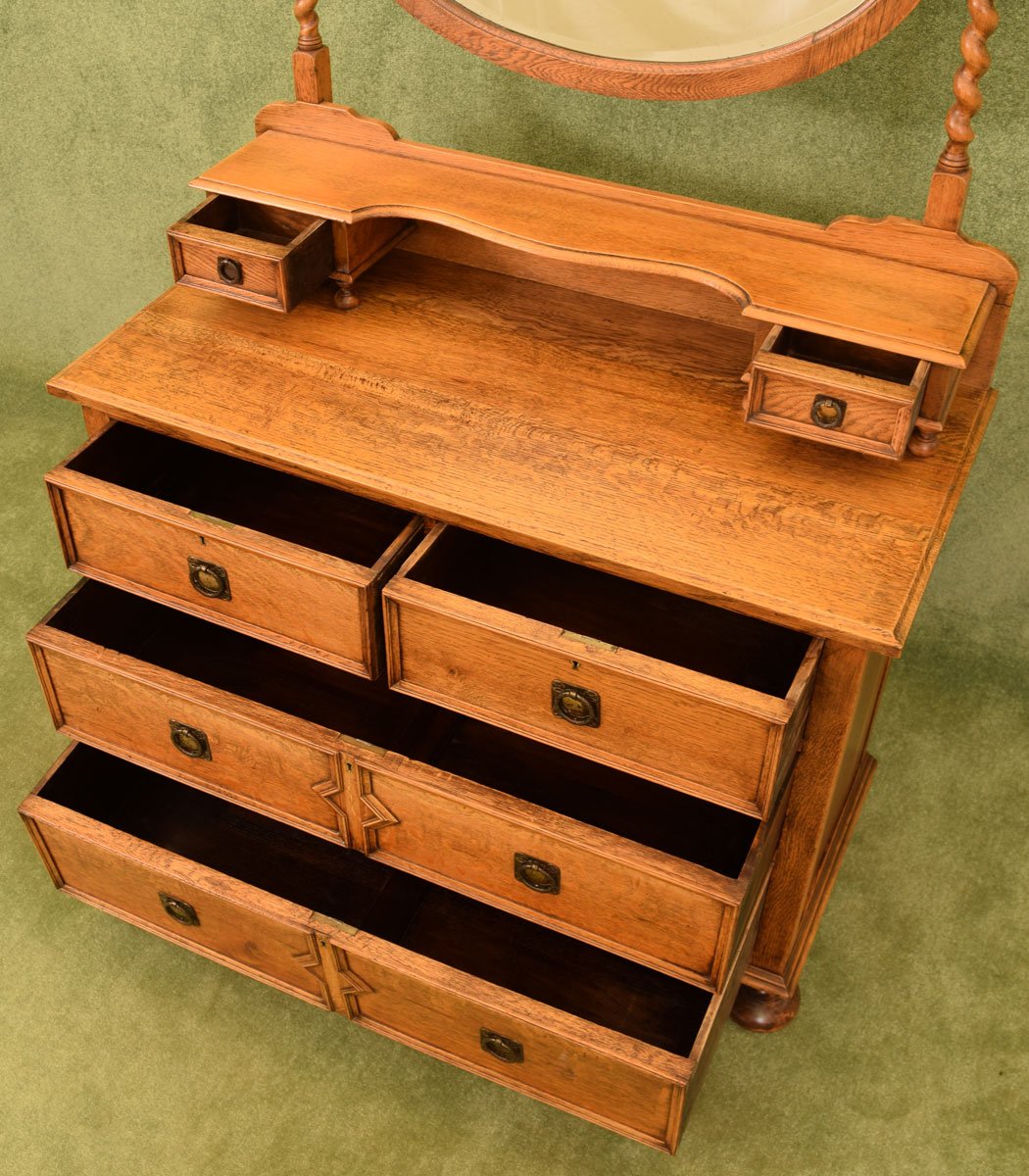 Vintage Oak Bedroom Suite