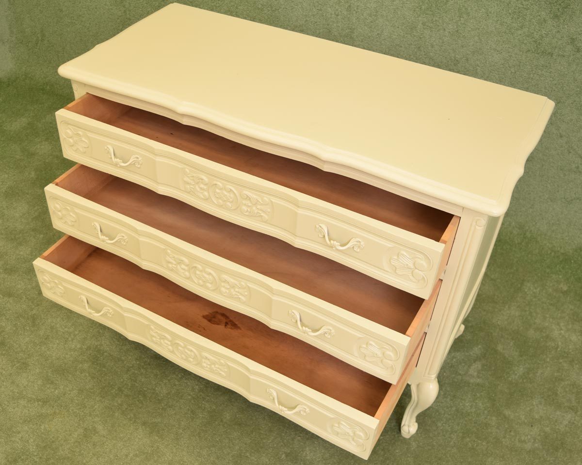 French Painted 3 drawer chest