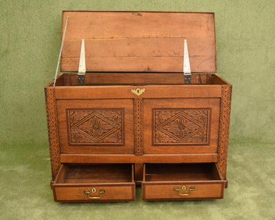 Rustic Oak Mule Chest