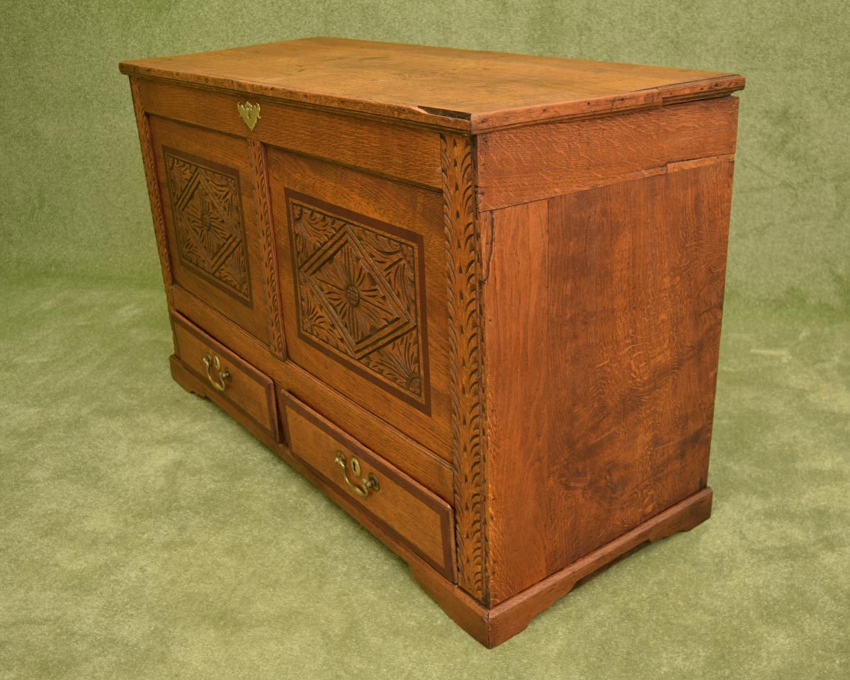 Rustic Oak Mule Chest