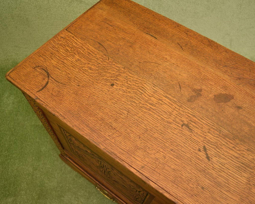 Rustic Oak Mule Chest