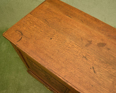Rustic Oak Mule Chest